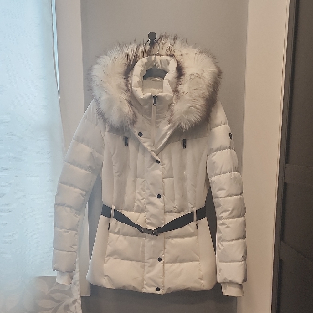 Michael Kors White Puffer Jacket with Fur Trim